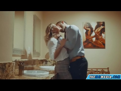 ❤️ Kun povekas blondi viettelee sinut julkisessa vessassa ❤ Porno fb at us fi.tubsexer-porn.ru